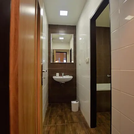 Pod Klasterem Kladruby 3*
