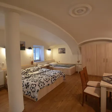 Pod Klasterem Kladruby 3* Kladruby (Tachov)